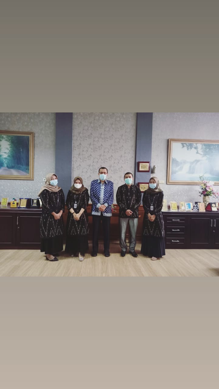 Photo Ketua STIKes Waket I,II,III bersama Bapak Kepala LLDIKTI Wilayah I SUMUT